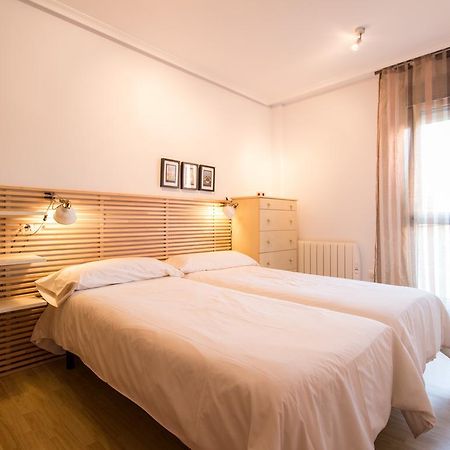 Muros de Nalón Apartamentos La Balandra De Muros מראה חיצוני תמונה